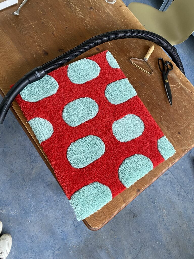 Kleed op maat tuften